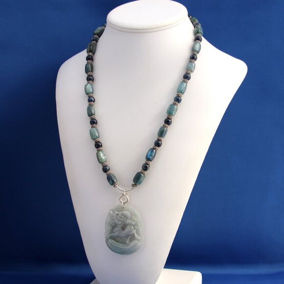 Vintage Jade Chi Lin Earth Elemental Pendant on Blue Green Kyanite Necklace - Picture 5 of 6